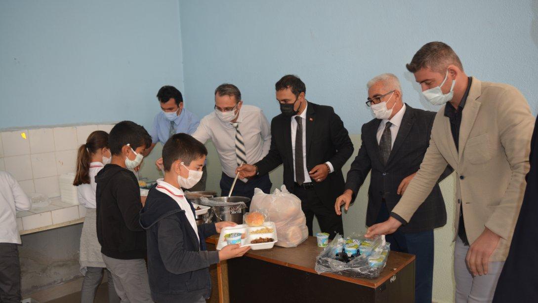 İlçe Millî Eğitim Müdürümüz Şehit Fatih Dalgıç İmam Hatip Ortaokulu'nu Ziyaret Etti