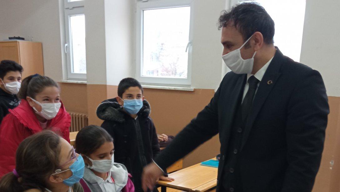 İlçe Millî Eğitim Müdürümüz Şehit Fatih Dalgıç İmam Hatip Ortaokulu'nu Ziyaret Etti